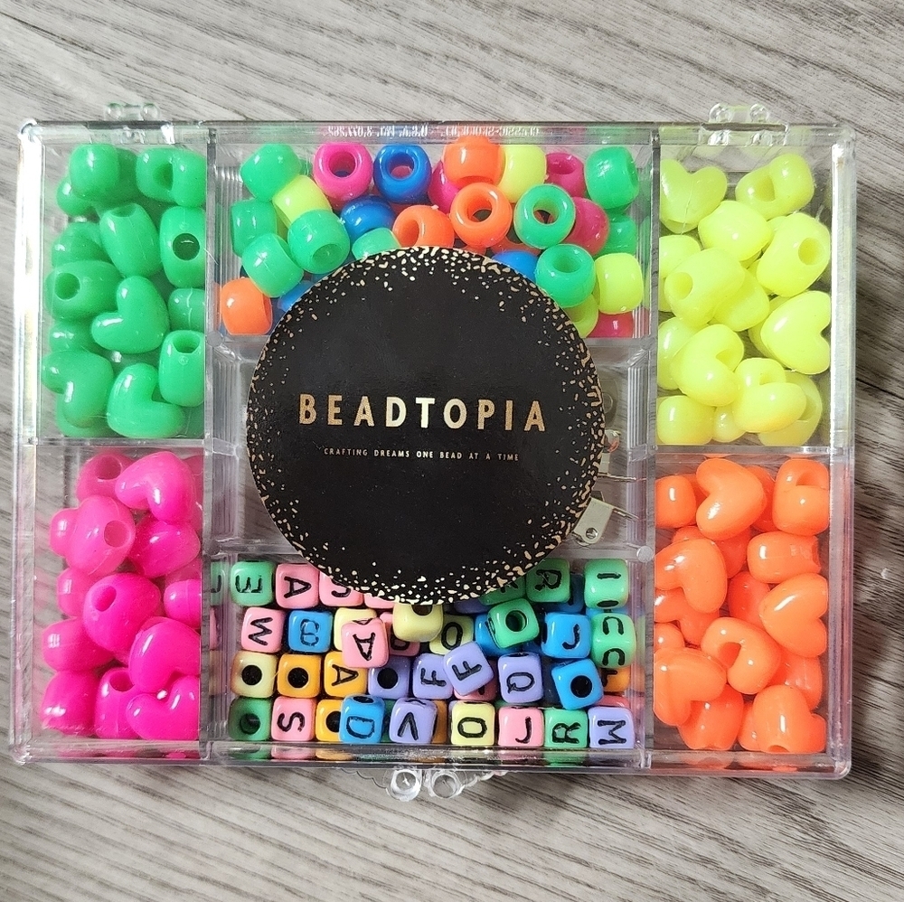 Beadtopia NEON Mutlicolor Heart Shaped Beads Set Letters Hair Clips NWT - Picture 10 of 10